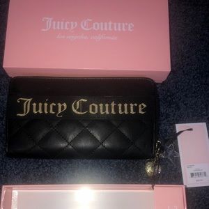 Juicy couture wallet